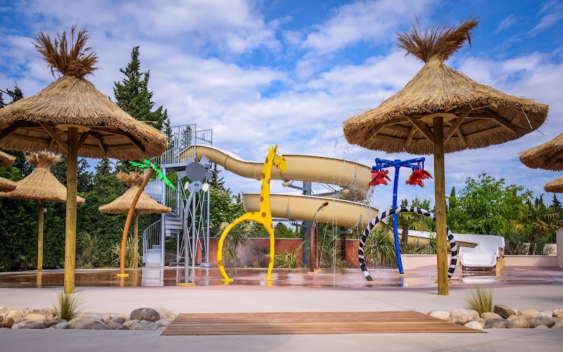 Campingplaats foto van Camping Les Fontaines *****